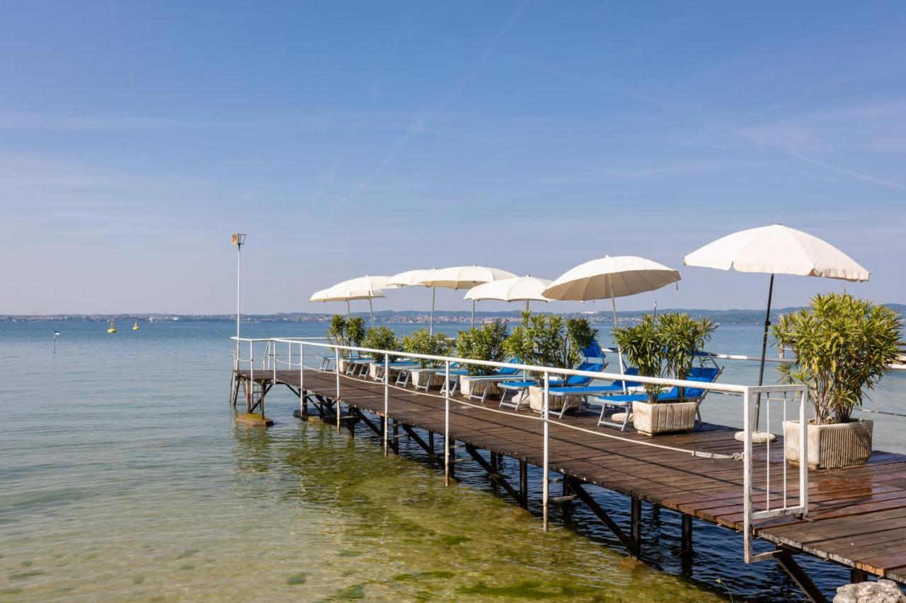 Hotel Serenella Sirmione Exterior photo