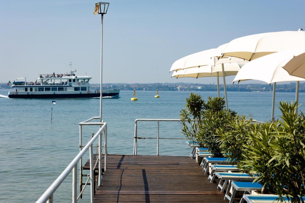 Hotel Serenella Sirmione Exterior photo